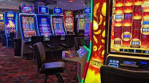 akk999 Live Casino — Baccarat Real Dealer ဖြင့် MMK ကစားနေသောမြင်ကွင်း